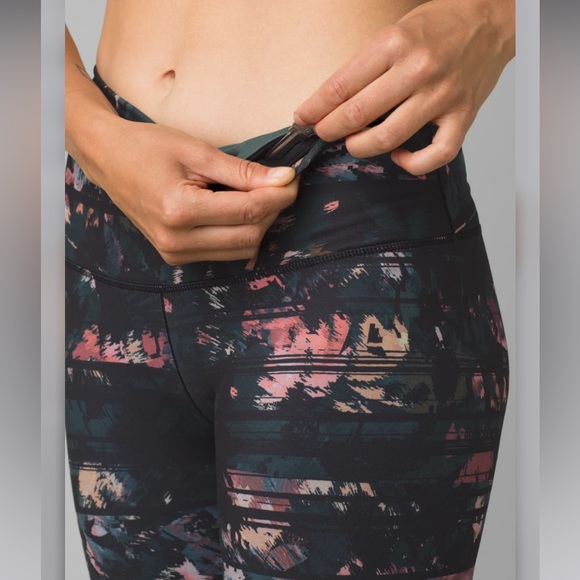 PrAna || ‘Kimble’ Printed High-Rise 7/8 Leggings - Picture 3 of 12